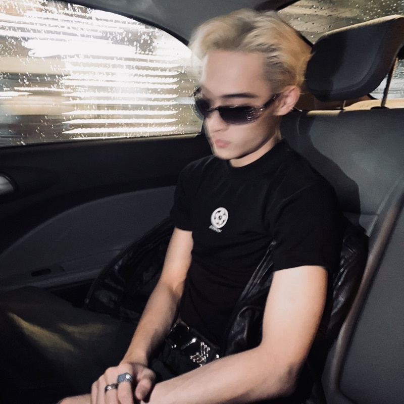 Áo thun ôm body vải 4 chiều chính hãng 67%