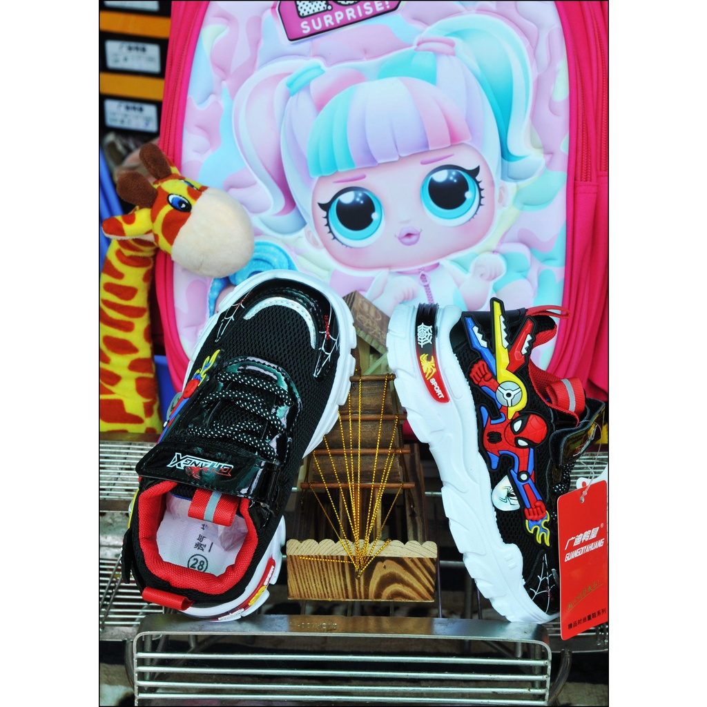 Giày thể thao bé trai mẫu siêu nhân nhện dòng thời trang mẫu  siêu nhân cho bé từ 5-12 tuổi