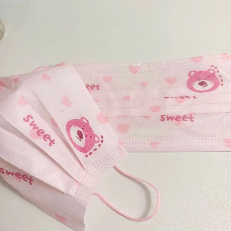 Khẩu trang y tế 3 lớp gấu dâu lotso hoạt hình siêu dễ thương xinh xắn đáng yêu cho nữ hot trend hàn quốc De Perier