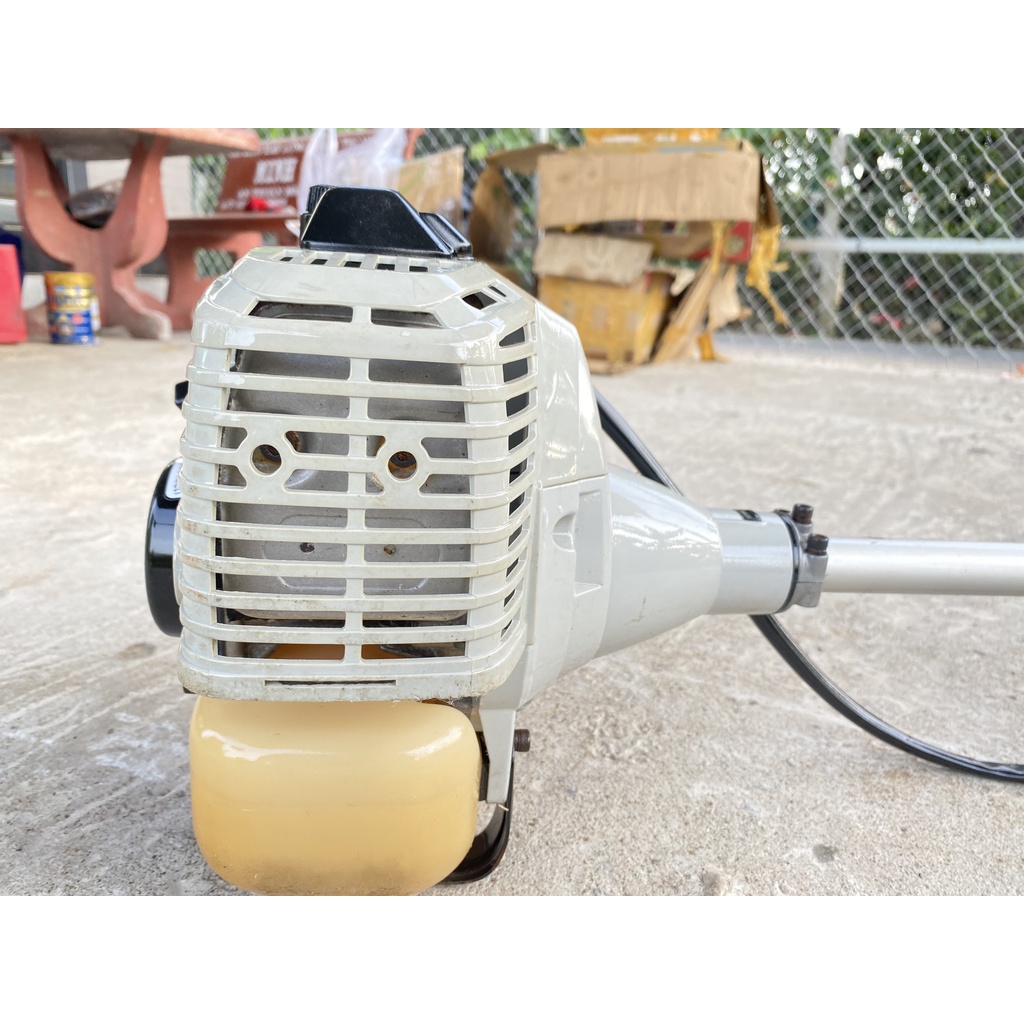 Máy cắt cỏ nhật bãi ECho Kioritz Green AT300G cỡ lớn 30cc