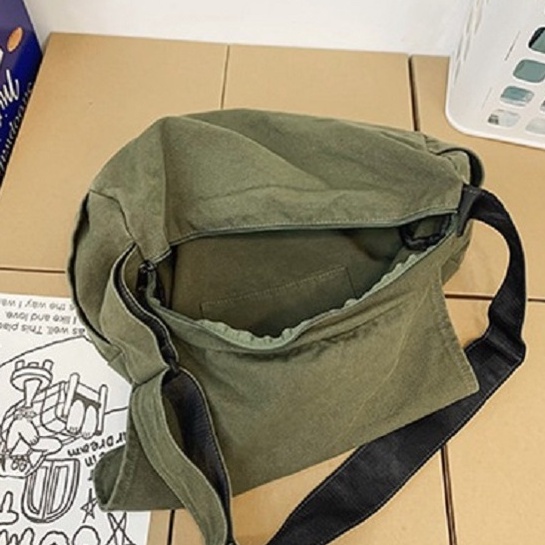 Túi đeo chéo vải kiểu dáng bì thư phiên bản mới dễ phối đồ