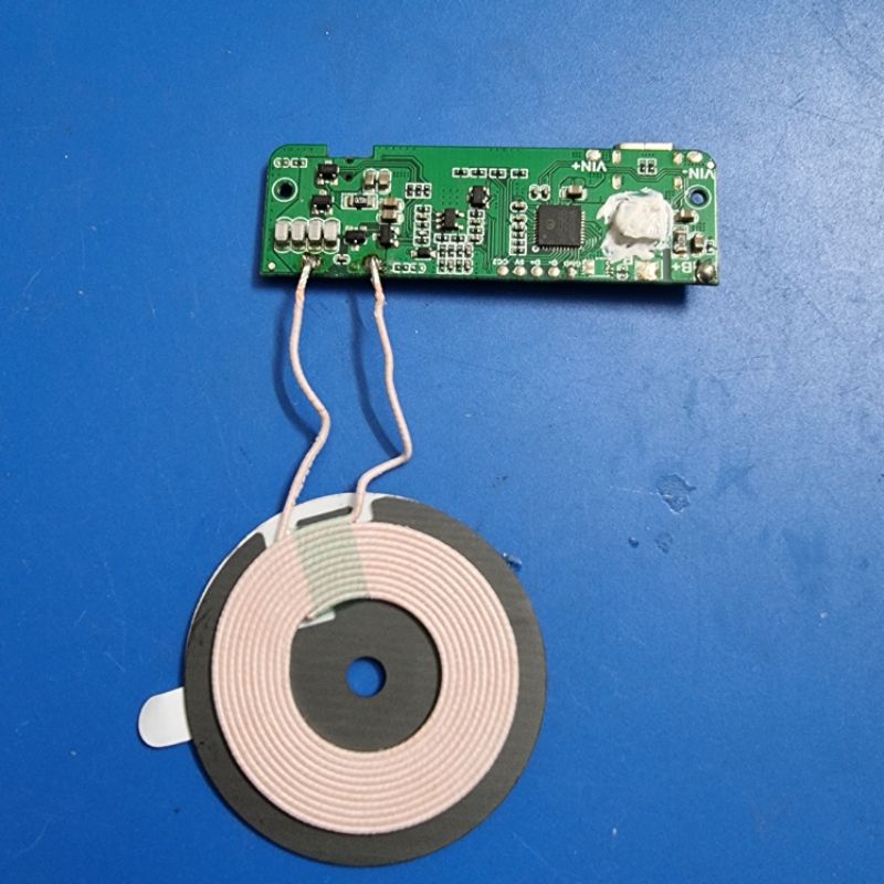 Mạch sạc không dây dùng ic ip5566 /5v 3A có dùng pin 3.7v