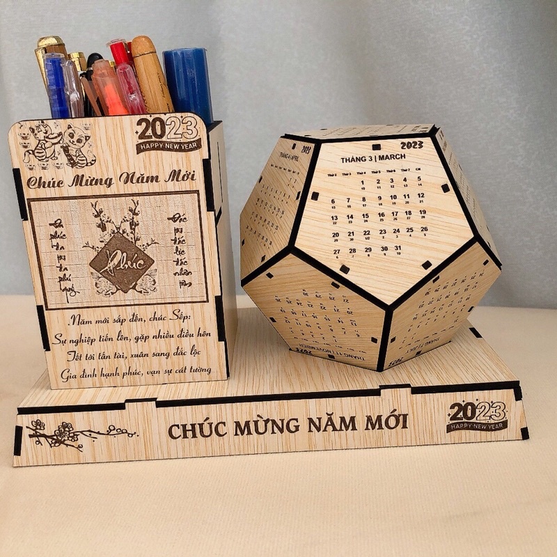 Lịch Gỗ Để Bàn Lục Giác Lịch Tết Đồng Hồ Hộp Đựng Bút Khắc Logo Hình Ảnh Theo Yêu Cầu Quà Tặng Bạn Bè Đối Tác Khách Hàng