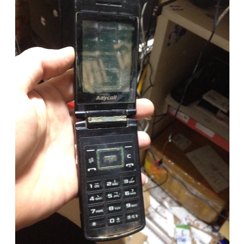 Xác SAMSUNG W589 không thấy lên, máy không bin, anh em sưu tầm