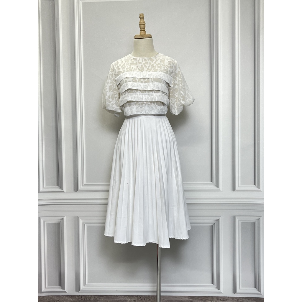 A1218 Áo tay bồng QCCC hàng hiệu chính hãng thời trang nữ màu kem freesize secondhand thanh lý ký gửi