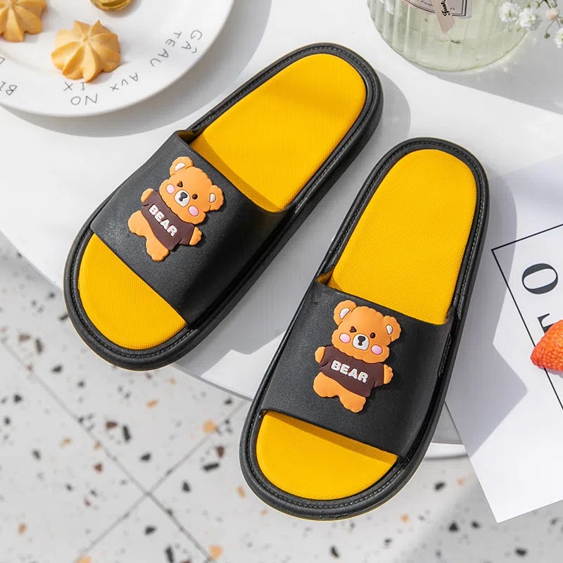 Dép đi trong nhà kiểu dáng hoạt hình dễ thương đế phẳng chống trơn trượt cho học sinh