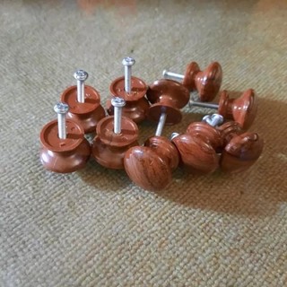 Núm tủ gỗ các loại tặng kèm vít