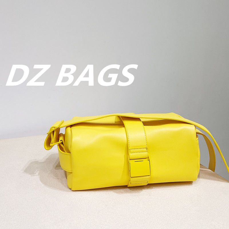 Túi Đeo Chéo Thể Thao Hình Vuông Màu Xanh Dương Phong Cách Mới Năm 2021