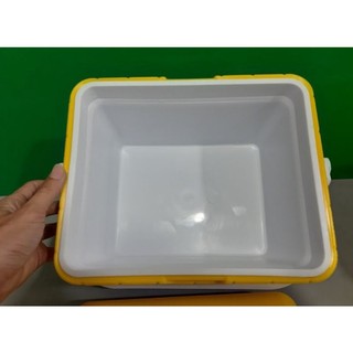 THÙNG ĐỰNG ĐÁ GIỮ NHIỆT 6.8 LÍT