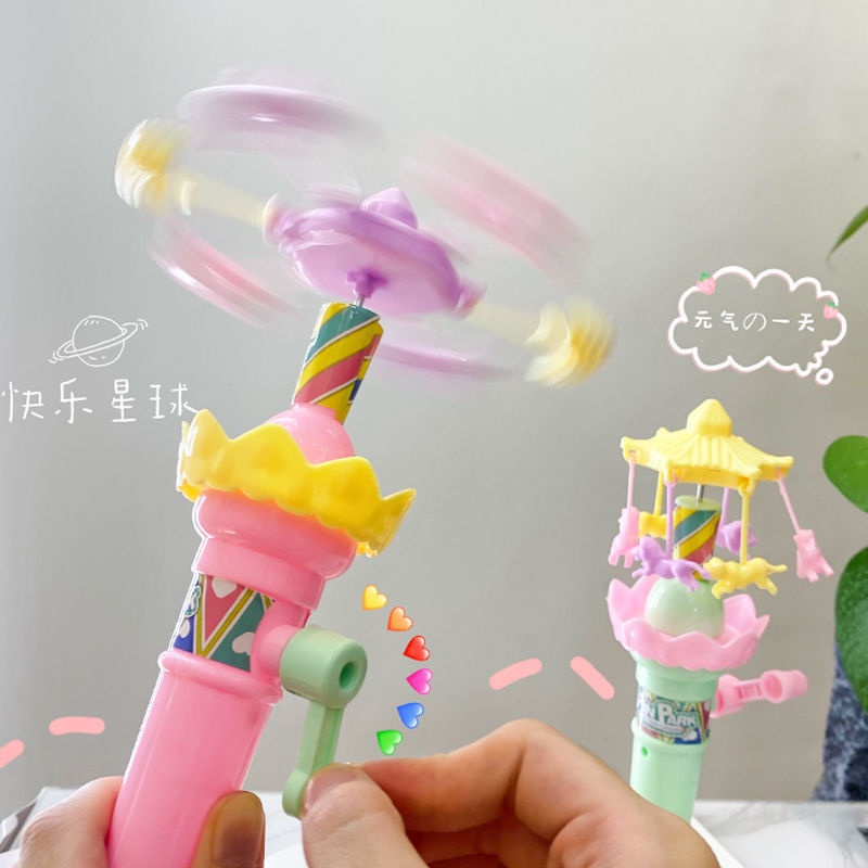 Vòng Quay Ngựa Gỗ Có Đèn Dạ Quang Độc Đáo Cho Bé