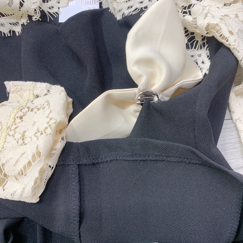 Áo tay ren cổ ngọc kèm tag TKCC - Kim Linh Shop