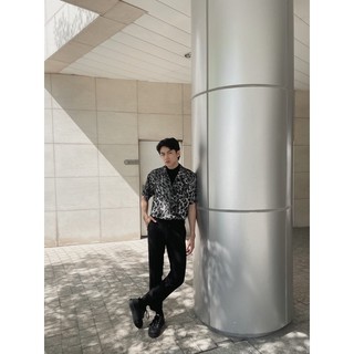 Áo sơmi hoạ tiết da báo (form rộng)