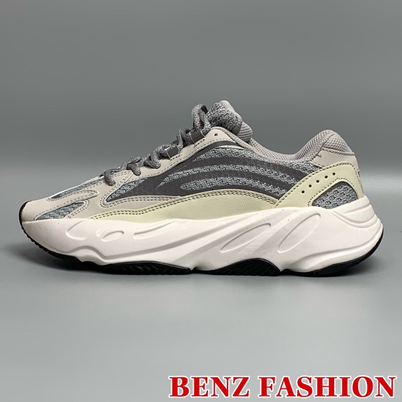 (Hàng 11 tặng bok bảo vệ+tất vớ) Giày thể thao sneakers Y.Z 700 nam nữ phản quang đế chống trơn nhẹ êm chân B 77