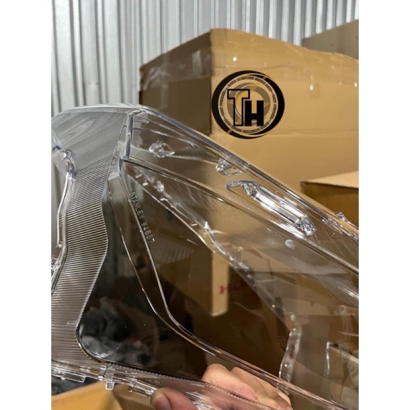 Mica - Kiếng đèn trước Stanley Honda chính hãng Click / Vario 2018