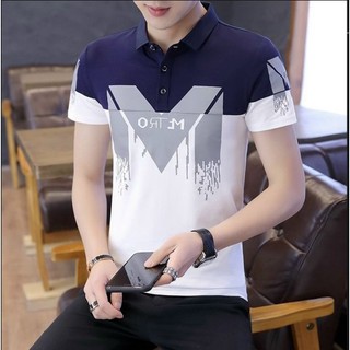 Áo xanh đen phối chữ M