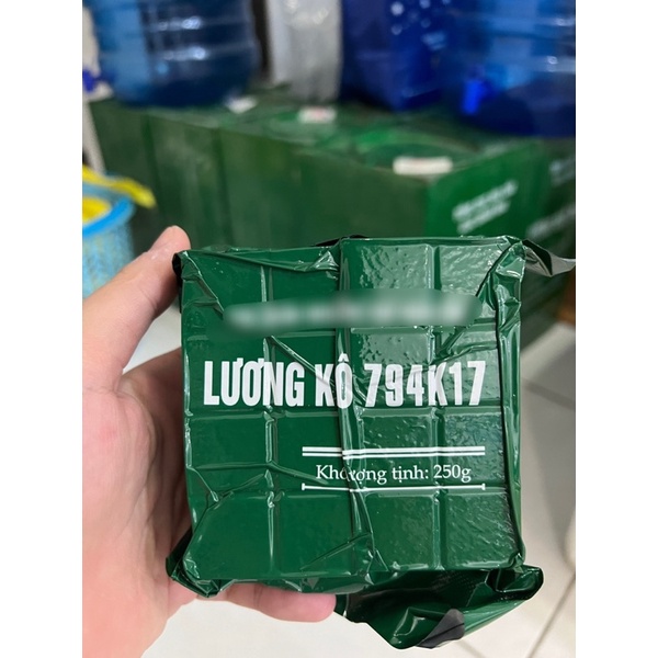 LƯƠNG KHÔ QUÂN ĐỘI