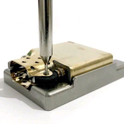 Bộ đồ nghề thay thế bánh xe zippo