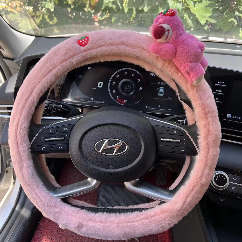 Vỏ Bọc Vô Lăng Xe Hơi Ấm Áp Chống Trượt Hình Gấu Dâu Tây Dễ Thương | BigBuy360 - bigbuy360.vn