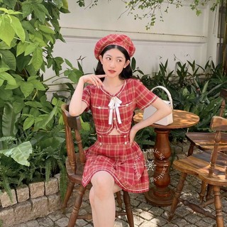 Lassie - set áo croptop và chân váy xoè Carol