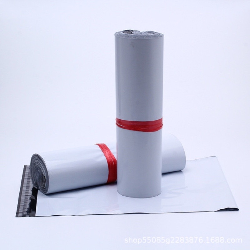 Cuộn 100 túi gói hàng niêm phong, có keo bóc dán tiện lợi size 28x42cm