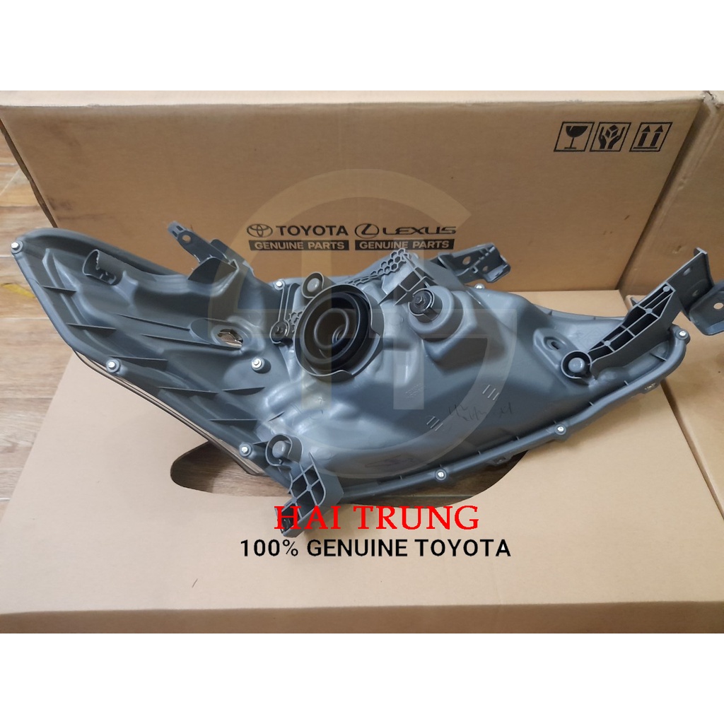Đèn pha chính hãng Toyota Innova 2012-2015