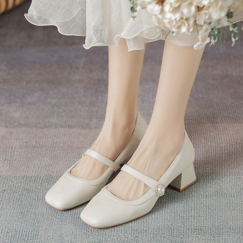 Giầy Quai Ngọc Trắng Đen Full Size 35-39  -  By Anh Dinh Phuong