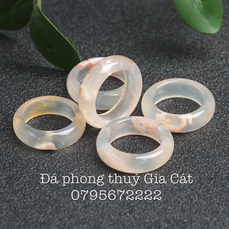 Nhẫn đá hoa anh đào hàng đẹp kiểm định