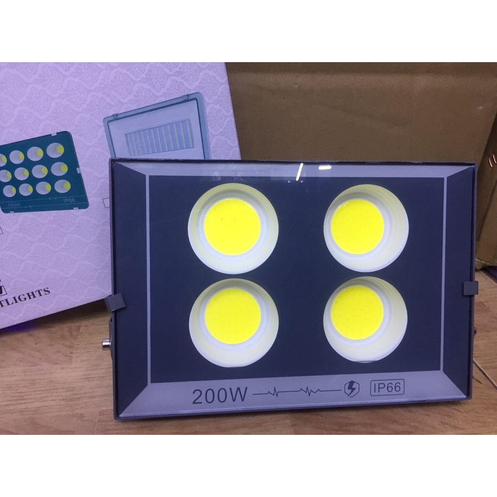 Đèn Pha Led Tụ Quang 200W - Full Watt..