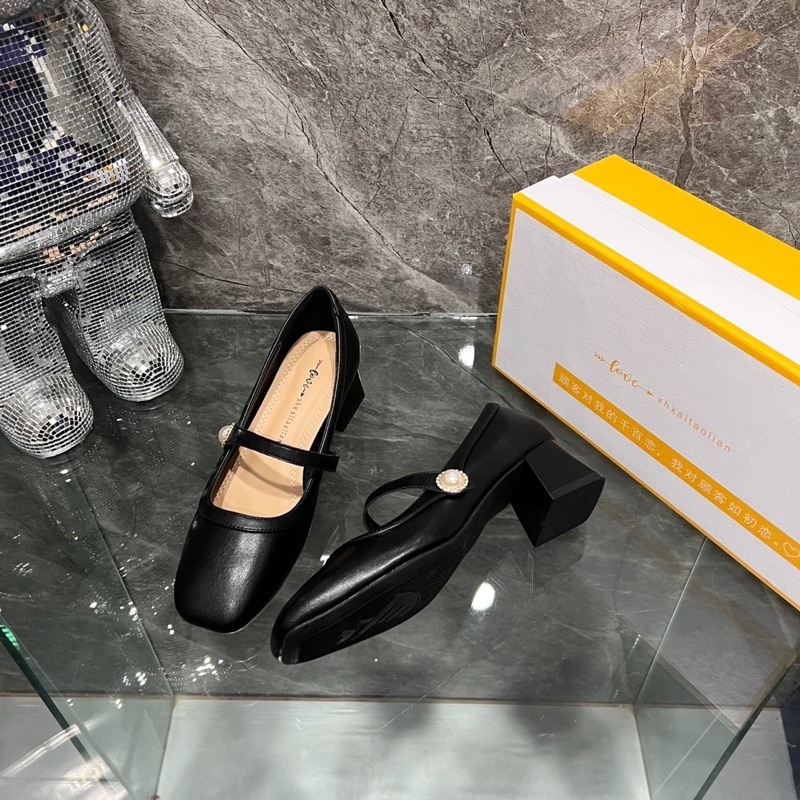 Giầy Quai Ngọc Trắng Đen Full Size 35-39  -  By Anh Dinh Phuong