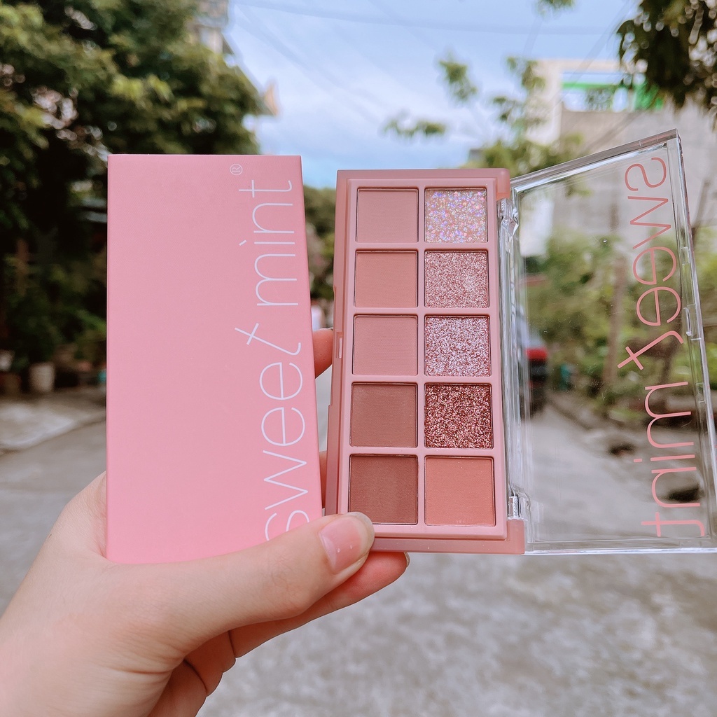Bảng phấn mắt nhũ lì 10 ô Sweet Mint Chữ T Lệch Sena Beauty