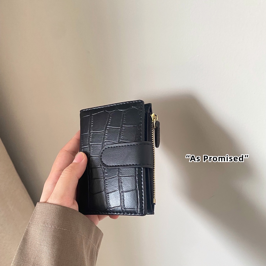 Ví da nữ đen Martha ngăn kéo khóa phụ dáng gập 06S-D