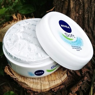 Kem dưỡng ẩm Nivea Soft 200ml