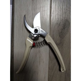 kéo cắt cành ARS 130