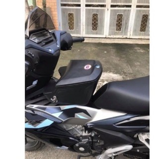 Thùng Giữa Givi Kappa Xe Winner X ( Kèm ốc bát đầy đủ )
