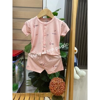 bộ ngắn unchi cúc giữa hoa văn màu