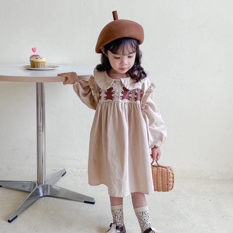 VÁY TRẺ EM VINTAGE HÀN QUỐC IN HÌNH GẤU