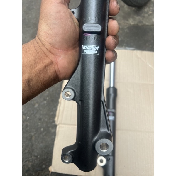 Phuộc truớc vario .zin hãng