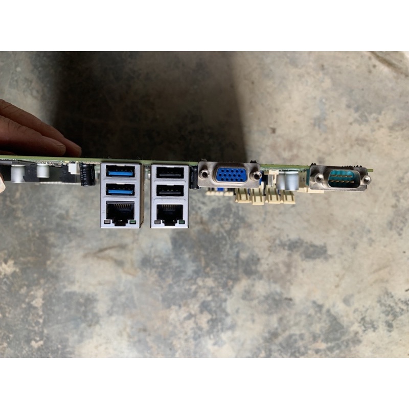 Xác main intel server s1200