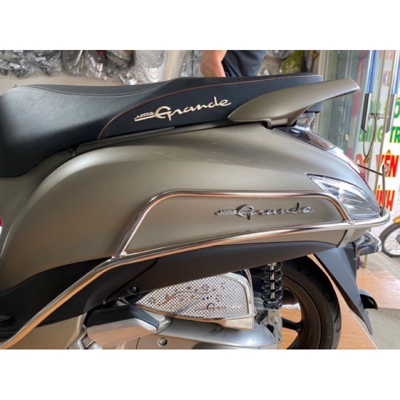 Khung quây xe grande 2023 inox chính hãng