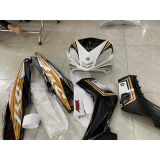 Áo exciter 2010 màu trắng đen rc dán sẵn tem chính hãng yamaha