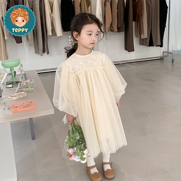 Đầm, váy trắng kem xoè phồng cho bé gái