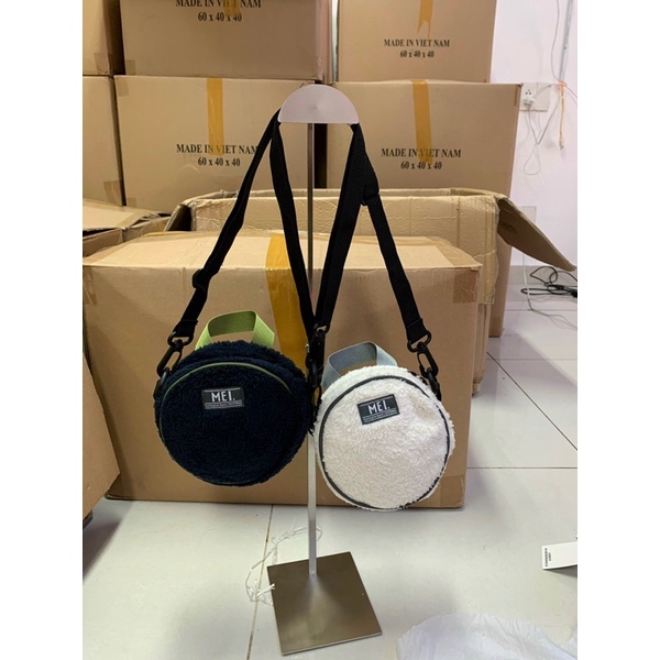 Túi đeo chéo lông cừu