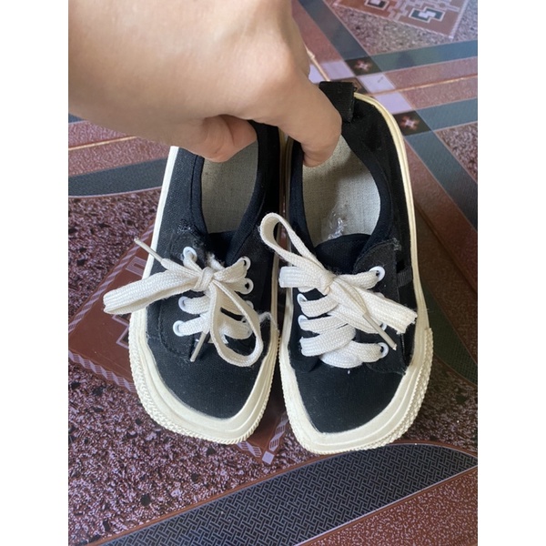Thanh lý giày bé trai