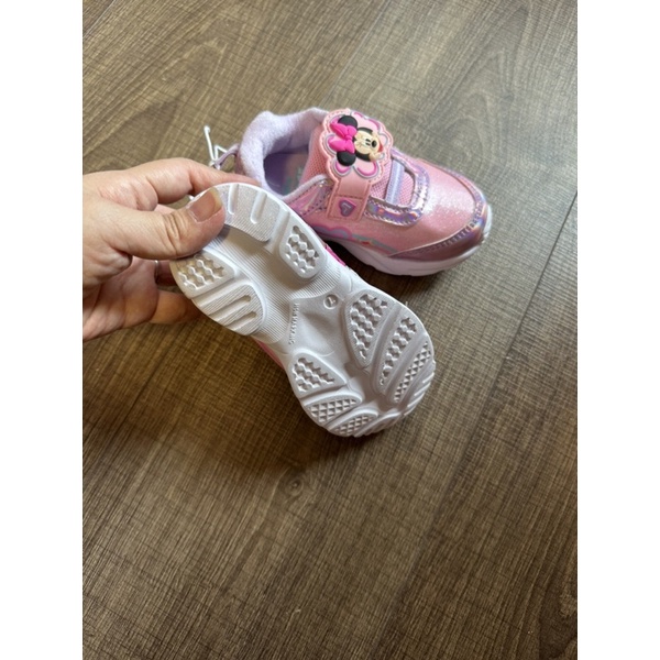 Giày Mickey dư xịn