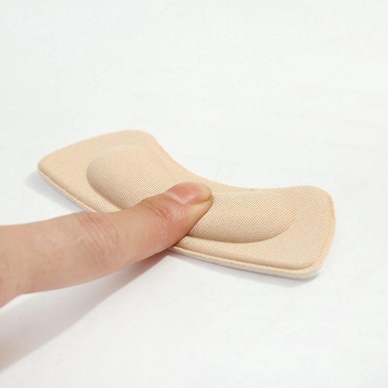 Miếng dán bảo vệ gót chân khi mang giày cao gót tiện dụng