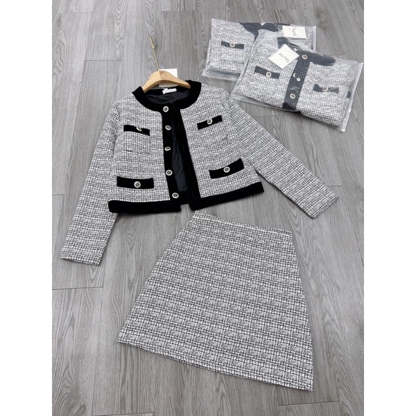 Set dạ kẻ viền nhung