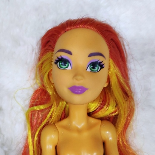 Búp bê DC siêu nhân vàng nude khớp