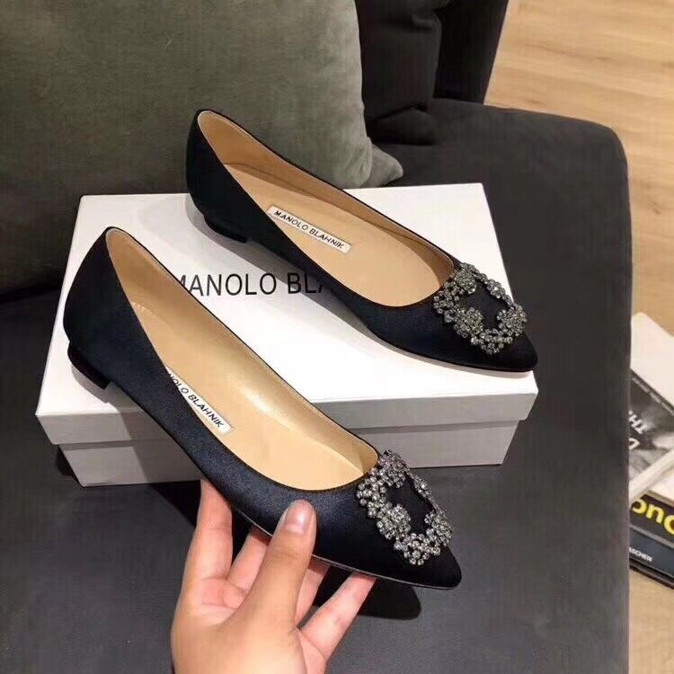 Giày Cao Gót Mũi Nhọn Đính Đá Thời Trang Dành Cho Nữ 23 Tuổi