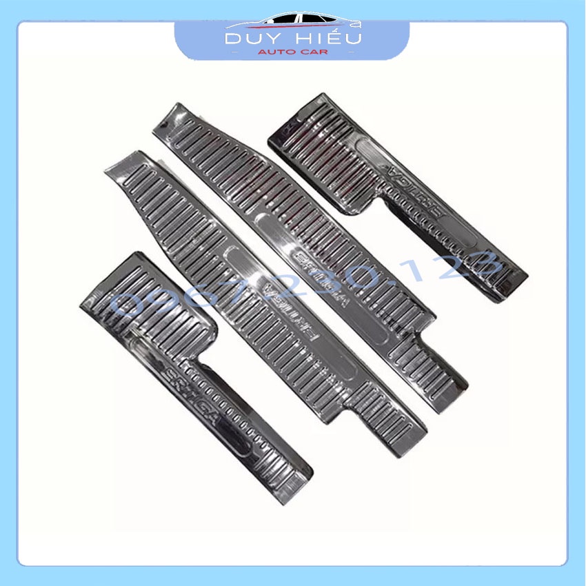 Bộ Ốp bậc Trong ngoài,Nẹp bước chân dành cho xe Suzuki Ertiga 2019 -2020 Mẫu TITAN
