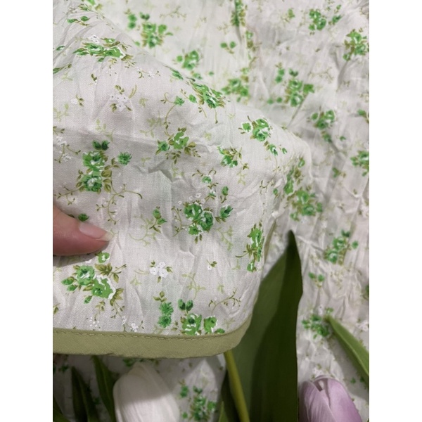 Áo Hoạ Tiết Hoa Nhí